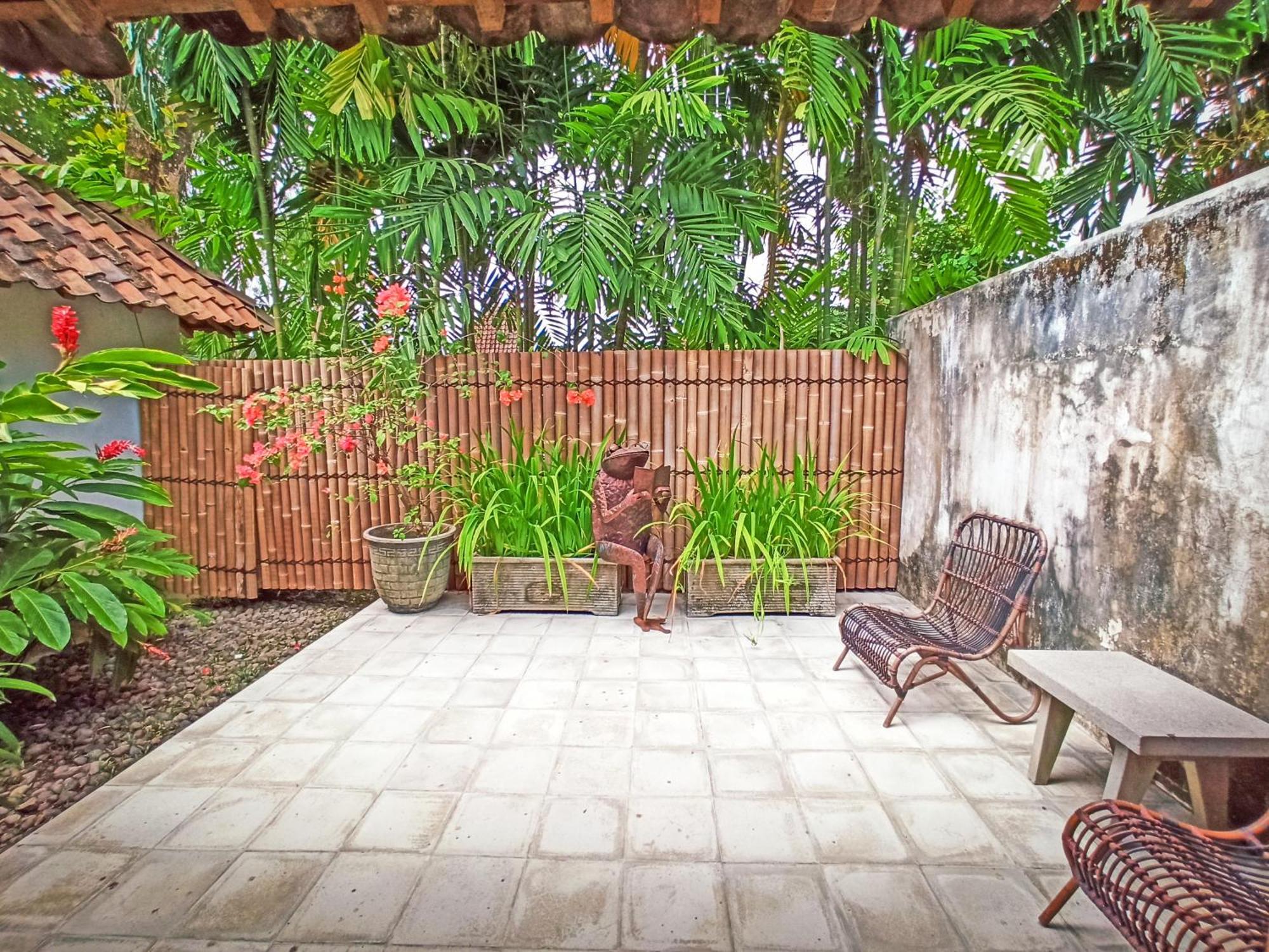 D'Omah Yogya Hotel Bantul Extérieur photo