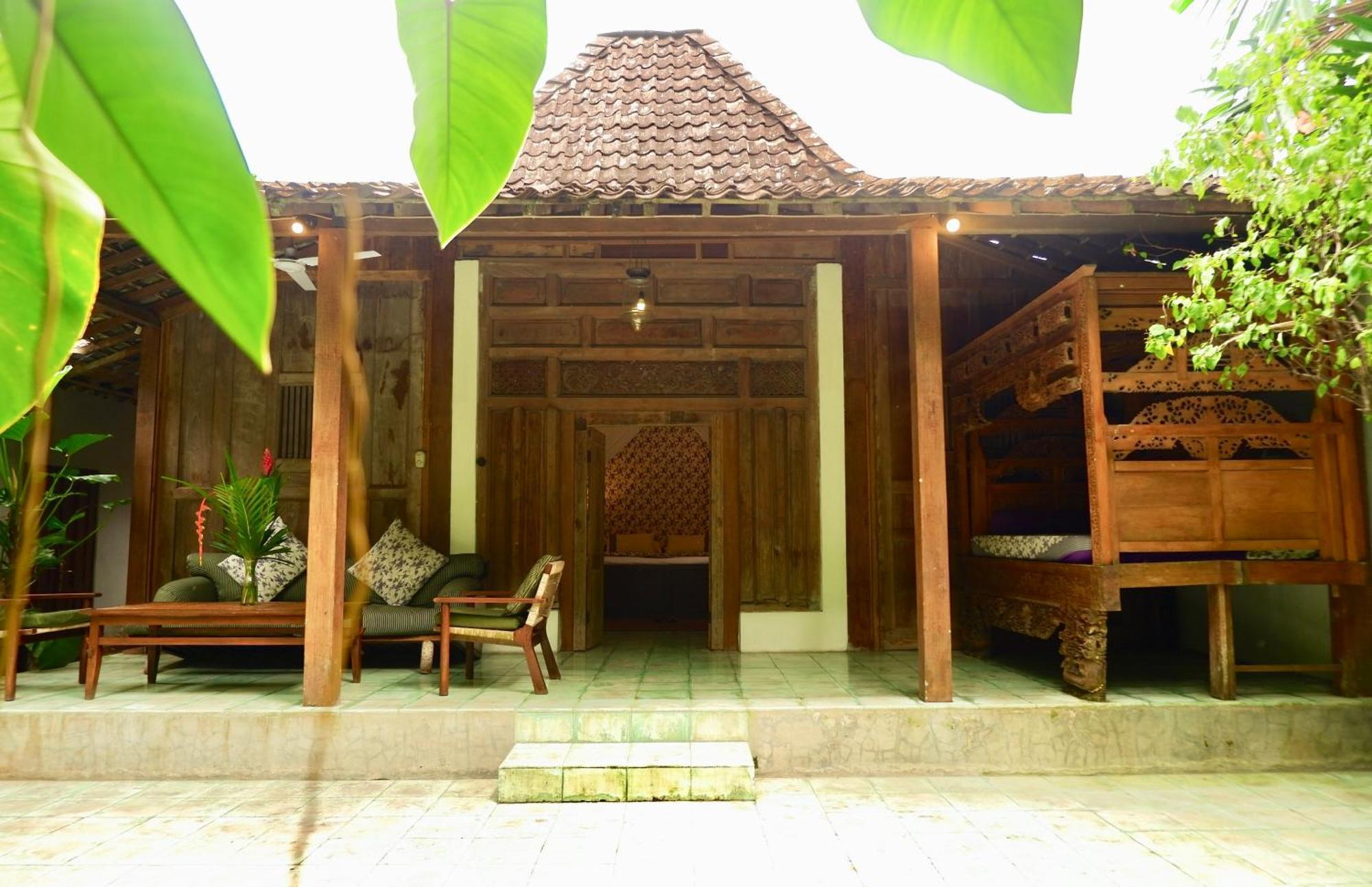 D'Omah Yogya Hotel Bantul Extérieur photo